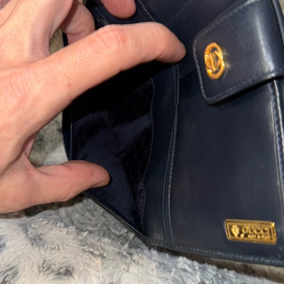 Women’s or Men's Gucci monogram Denim long Wallet! Preloved but 9-10 condition. - Picture 13 of 17